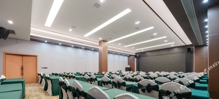 爽逸同呈酒店图片