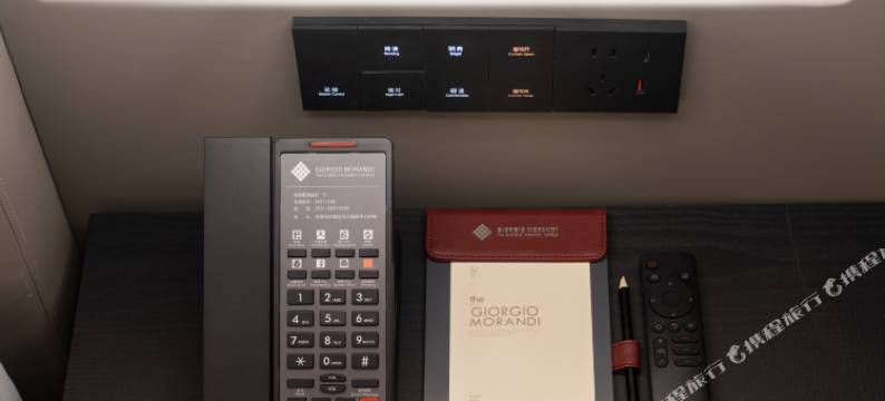 乔治莫兰迪酒店(济南东站龙湖天街店)图片