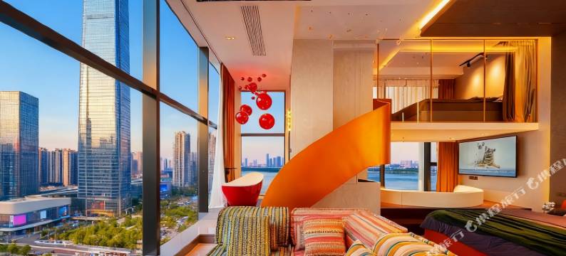 星城悦江泳池酒店(长沙五一广场IFS国金中心店)图片