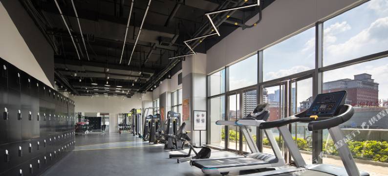 长沙云希高空江景套房酒店图片