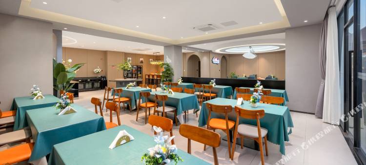 艺龙万国酒店(广州白云国际机场店)图片