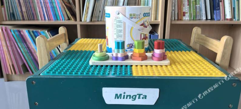 Urba柏纳酒店(巩留县人民广场店)图片