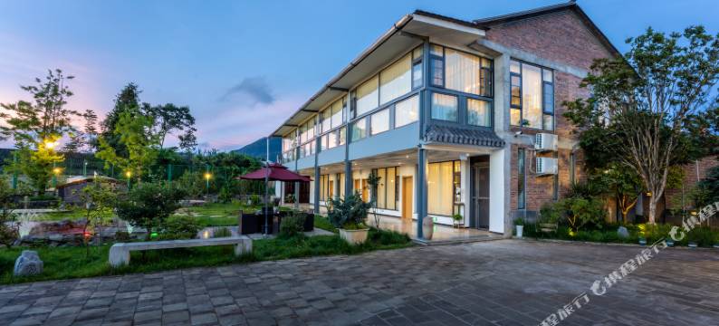 腾冲朝阳里·温泉度假客栈图片