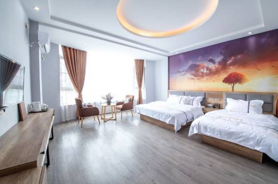 罗平瑞涵主题酒店