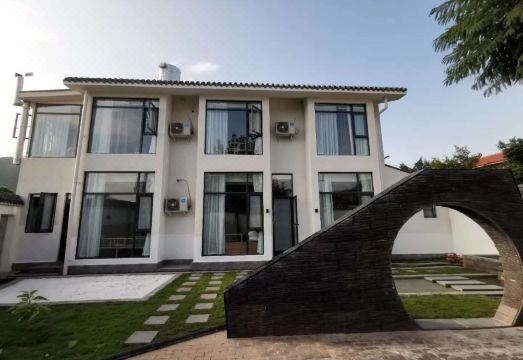 Mianning Light Su Country Homestay Hotel Overview