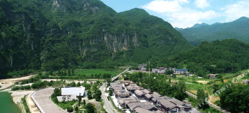 诺水河九个院子温泉民宿酒店图片