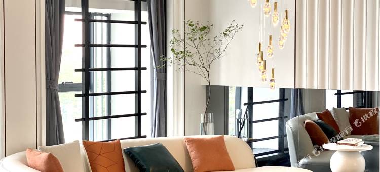 广州南站万科中心亚朵酒店图片