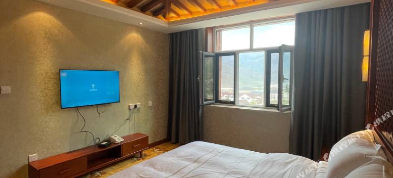 喀纳斯金泰度假酒店图片