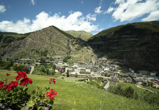 Hotel Roc Meler Hotel Overview