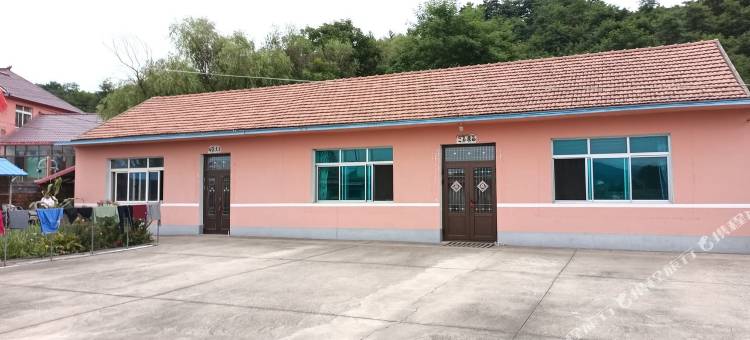 丹东凤凰山旅游民宿家庭房图片