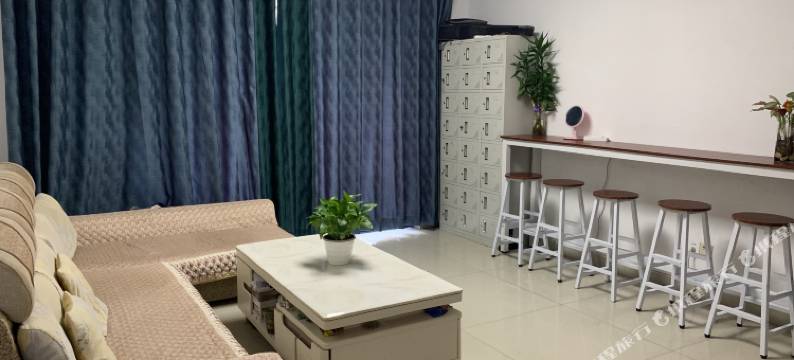 深圳小木屋主题青年旅社图片