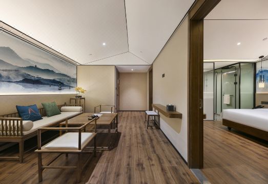 Stranger Light Residence Hotel (Shangqiu Wanda Plaza Store) Hotel Overview