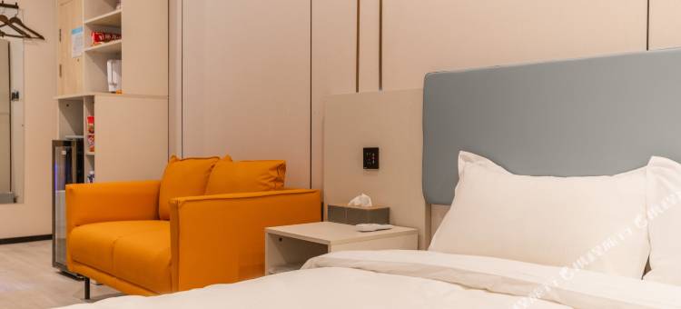 网鱼电竞酒店(上海中山公园环球港店)图片