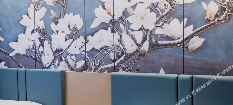 白玉兰酒店(大连辽师大学马栏广场地铁站店)图片