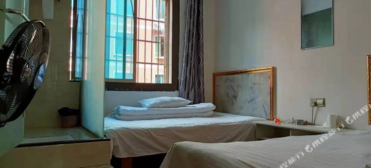 桐梓花秋忠卫旅社图片