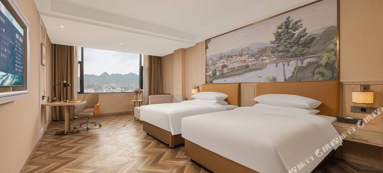 维也纳酒店(镇雄街心花园店)图片