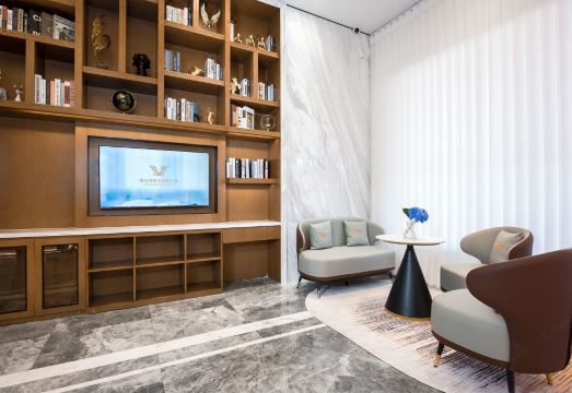 Vienna Hotel (Shanwei Haifengmeishijie) Hotel Overview