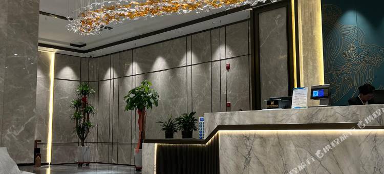 万江国际酒店(化隆店)图片