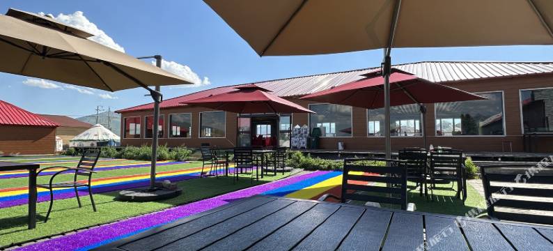 孟克特古道红梦楼民宿图片