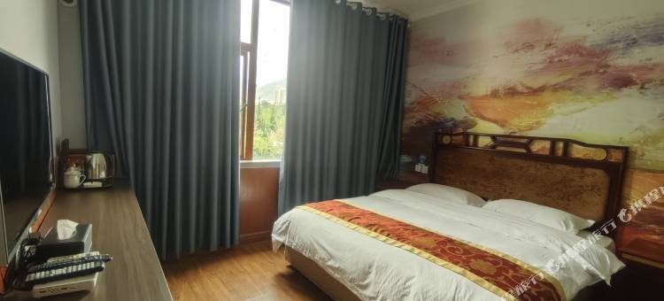 茂县茂盛假日酒店图片