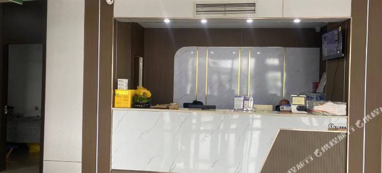 派柏云酒店(沂水人民医院店)图片