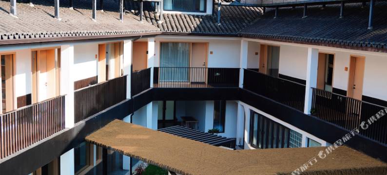 光和风·ROOF乡宿(OMG心跳乐园店)图片