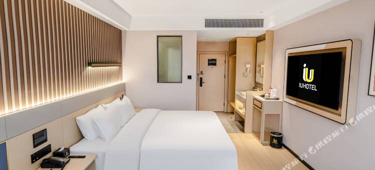 IU酒店(张家口建工学院高铁站店)图片