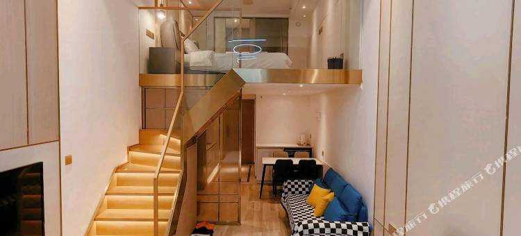 漫途·清雅Loft影院酒店(红谷滩万达广场店)图片