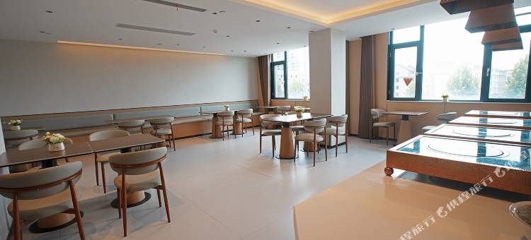 悦兰斯酒店(上饶广丰区天虹月兔广场店)图片