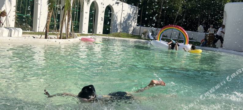 湖州一见喜泳池民宿图片