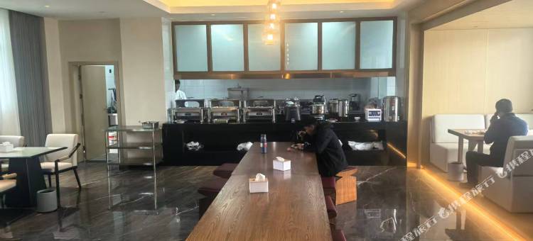 错那云栖温泉酒店图片