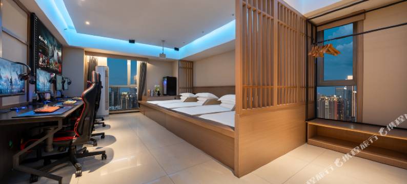 叶与晨电竞电影酒店(石家庄裕华万达店)图片