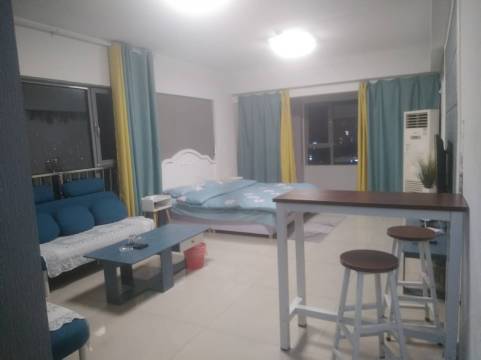 保定她他浪漫日租公寓