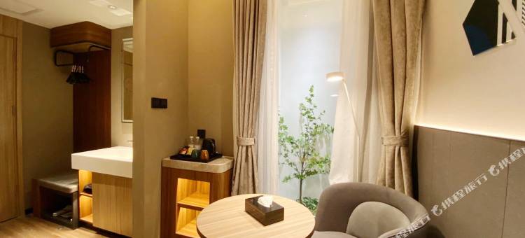 如家艾扉酒店(上海九院陆家浜路地铁站店)图片