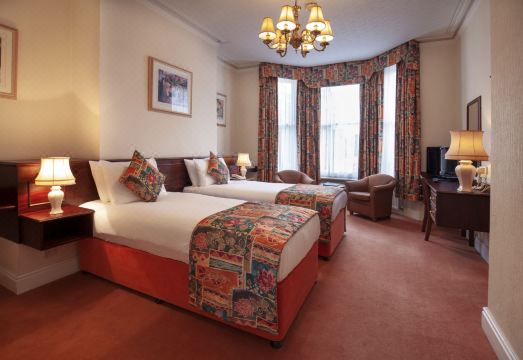 Arundel House HotelHotel Overview