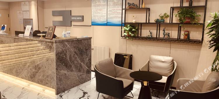 如家睿柏·云酒店(石家庄天山海世界留村地铁站店)图片