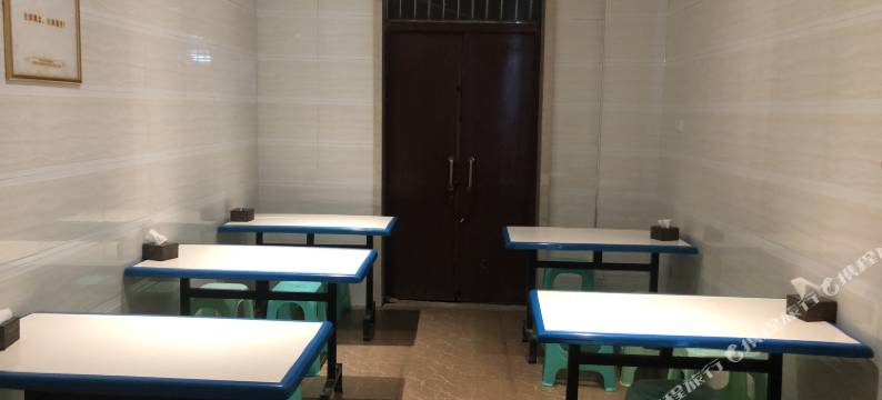 纳吾优美宿酒店(邻水乌龟碑店)图片