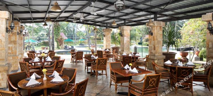 北干巴鲁阿拉杜塔酒店(Aryaduta Pekanbaru)图片