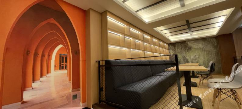 落脚城市青年旅舍(重庆中山四路店)图片