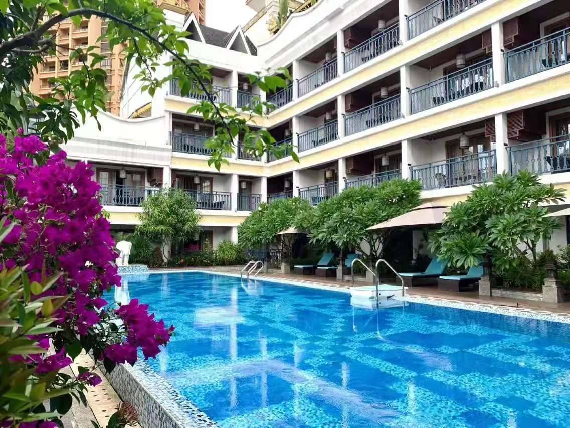 西双版纳景洪白宫·傣泰风情酒店(告庄星光夜市店)图片