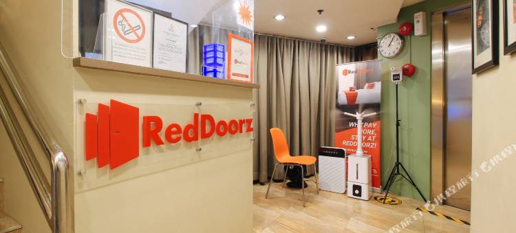 瑞德多兹 @ 罗斯玛丽酒店(RedDoorz @ Hotel Rosemarie)图片