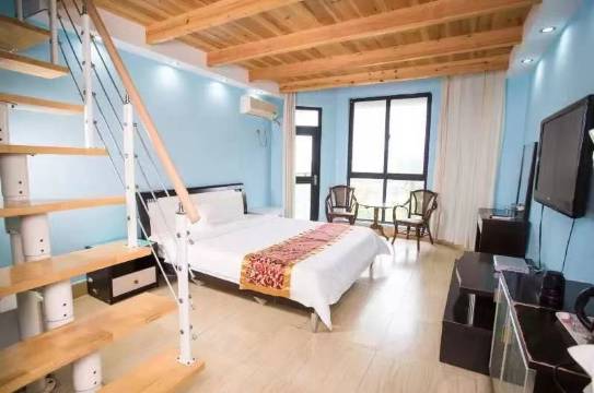 连岛伴山伴海公寓