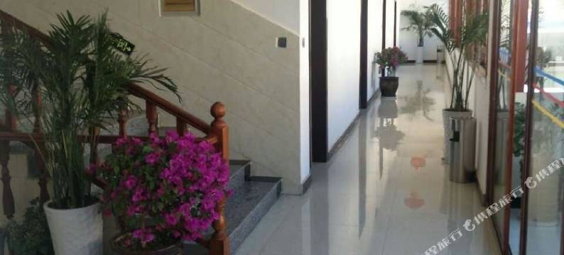 盐井147观景酒店图片