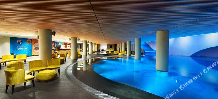 巴图金色郁金香荷兰度假村酒店(Golden Tulip Holland Resort Batu)图片