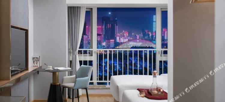 五月精品酒店(信阳东站恒大广场店)图片