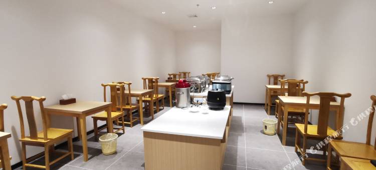 骏怡精选酒店(凯里高铁南站店)图片