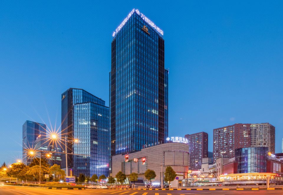 贵阳万颐国际酒店外景图