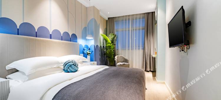 方棠艺术酒店(潢川迎宾路西亚和悦广场店)图片