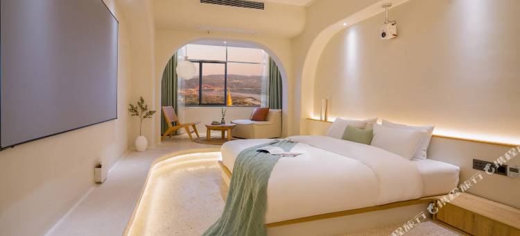 何璞·慕白|CreamCake 度假酒店(西双版纳景洪告庄星光夜市店)图片