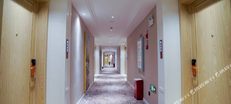 维也纳酒店(楚雄彝人古镇店)图片